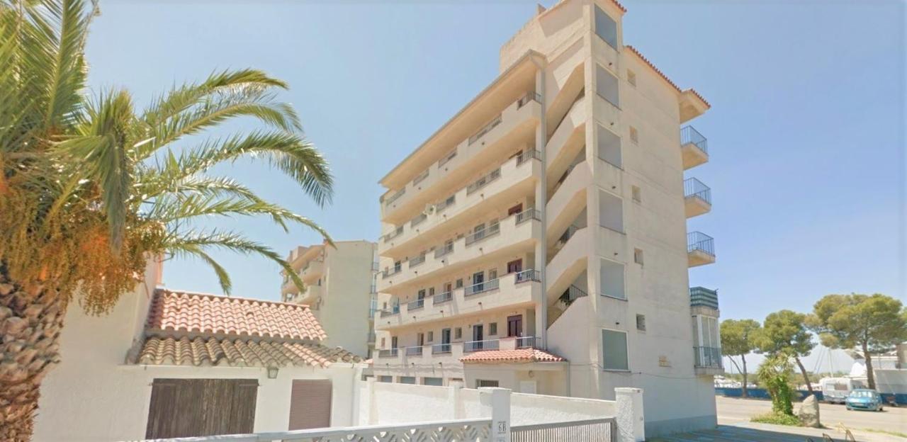 רוזס Holidays Penthouse Vues Panoramiques Sur Le Port Naval,Un Sejour Elegant Assure " Wifi Parquing Gratuit מראה חיצוני תמונה