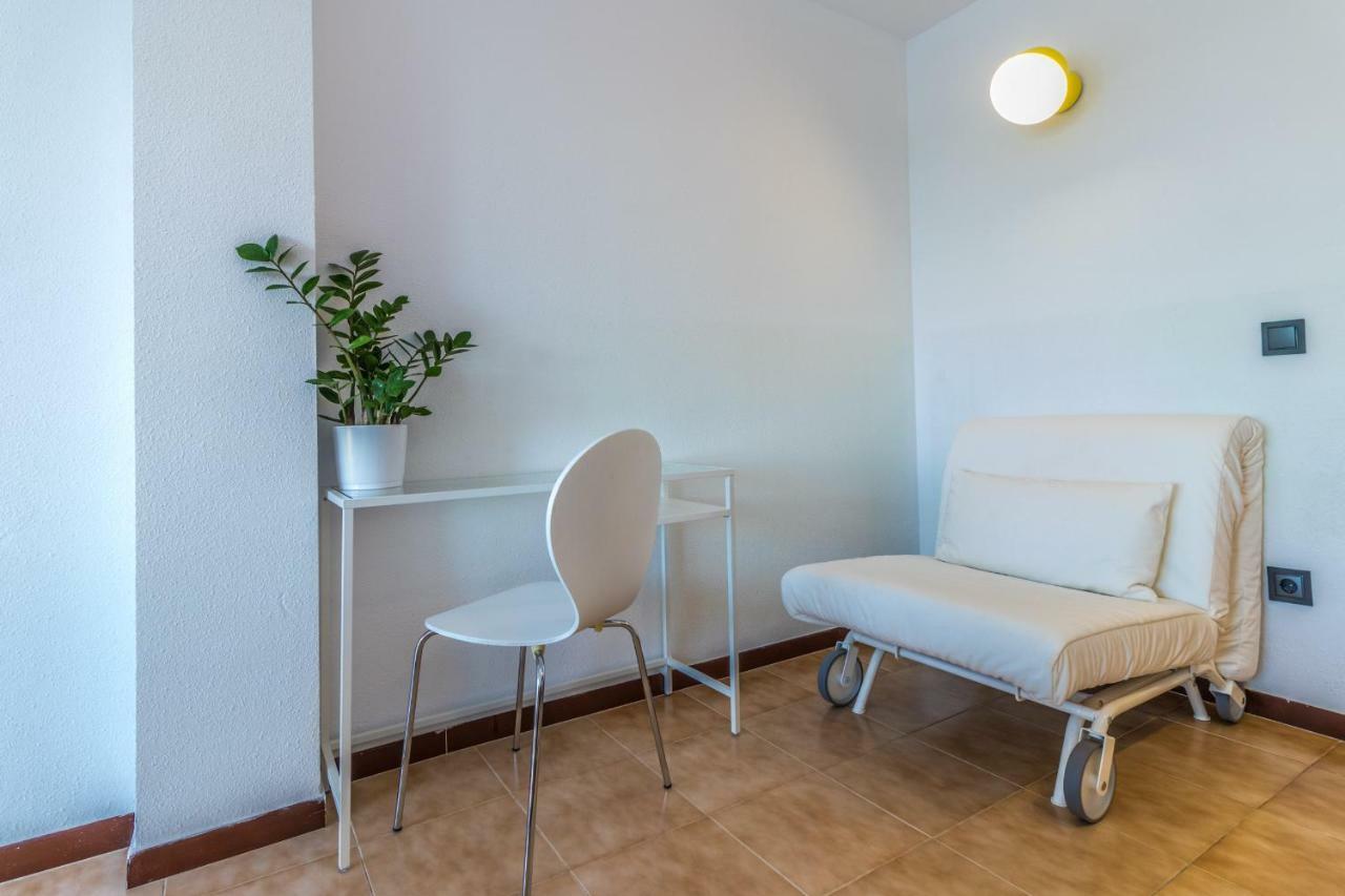 רוזס Holidays Penthouse Vues Panoramiques Sur Le Port Naval,Un Sejour Elegant Assure " Wifi Parquing Gratuit מראה חיצוני תמונה